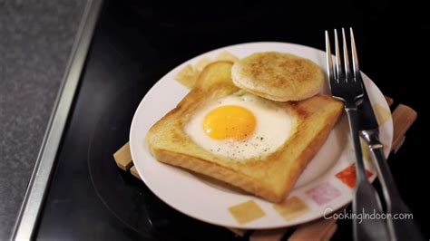 egg toaster pouch.